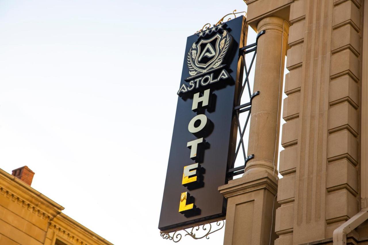 Astola Hotel Baku Exteriör bild