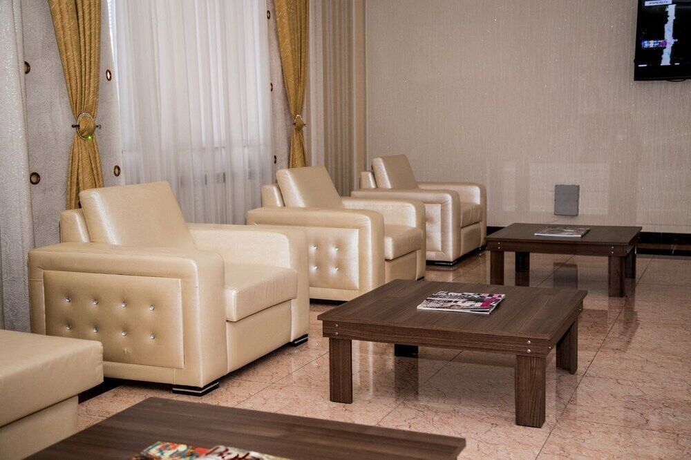 Astola Hotel Baku Exteriör bild